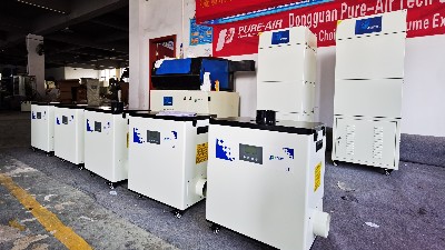 工業(yè)煙塵凈化器